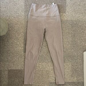 Beyond Yoga caught in the midi high waisted leggings, size S in color Birch